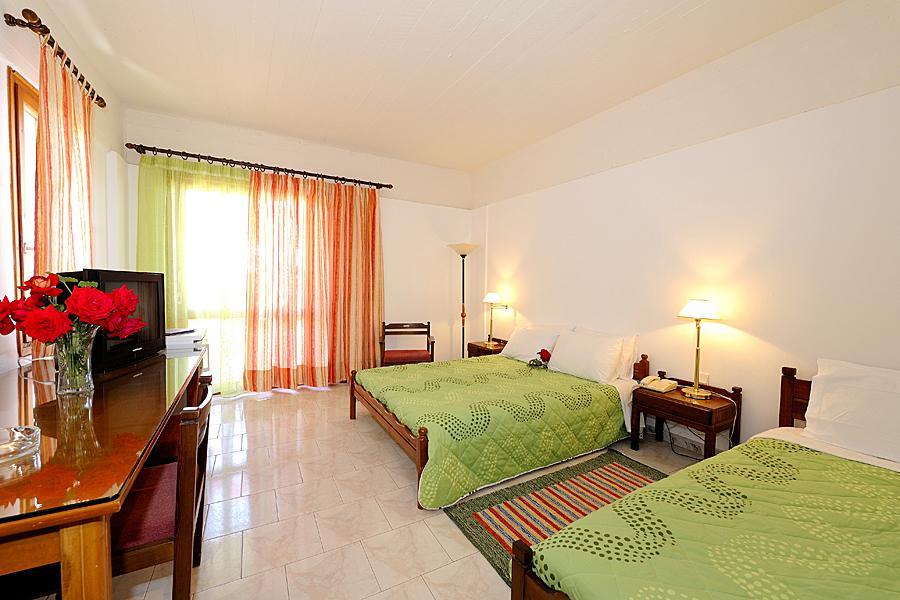 Milos Garden Apartment Adamantas  Ngoại thất bức ảnh