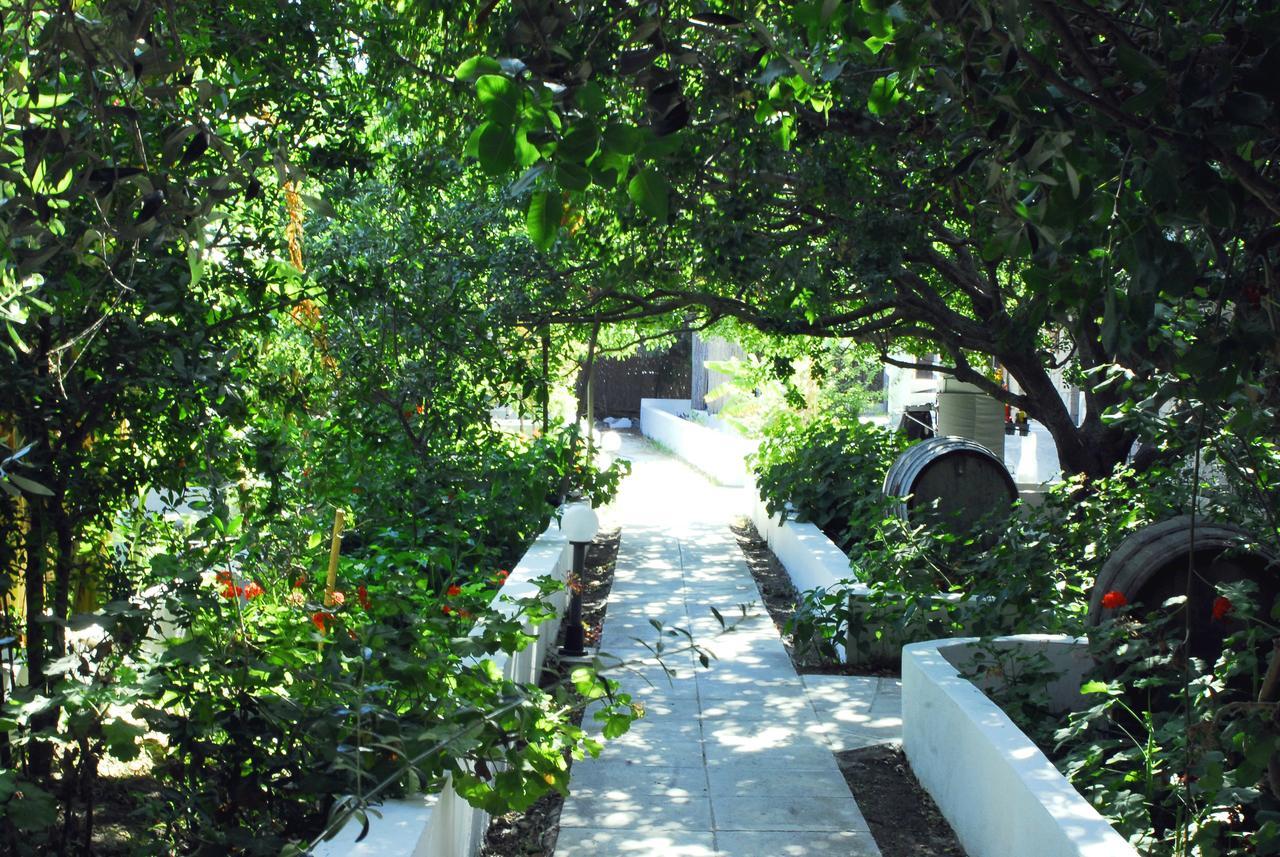 Milos Garden Apartment Adamantas  Ngoại thất bức ảnh